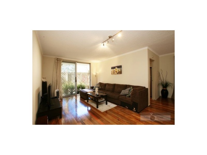 1/2 Corby Avenue, Concord NSW 2137