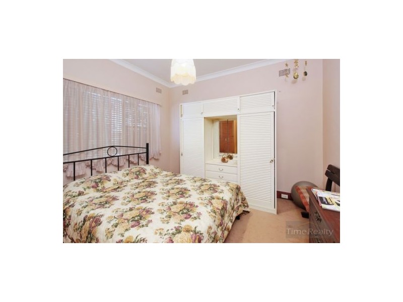 9 Hospital Road, Concord West NSW 2138