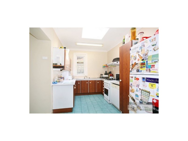 6 Smallwood Crescent, Homebush NSW 2140