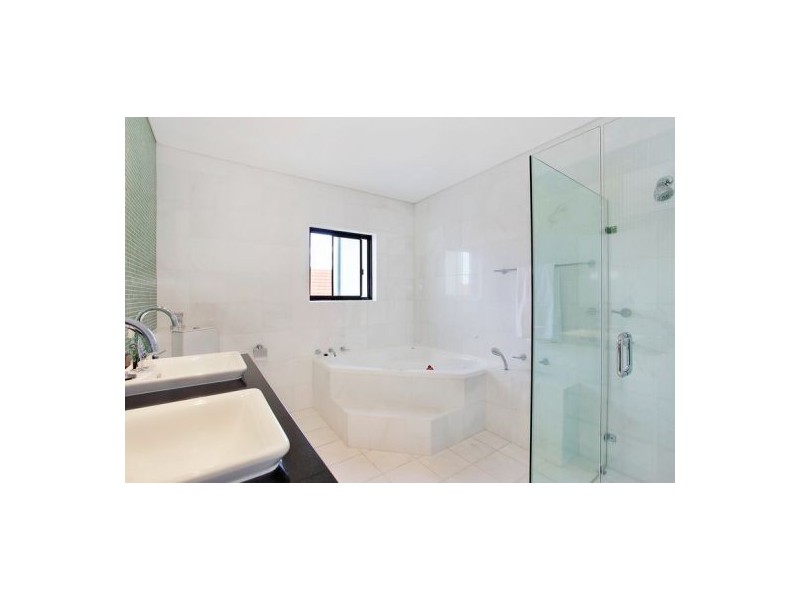 16 Archer St, Concord NSW 2137