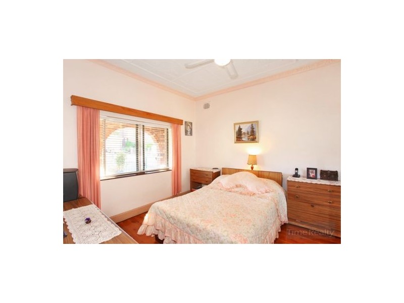 18 Albion St, Concord NSW 2137
