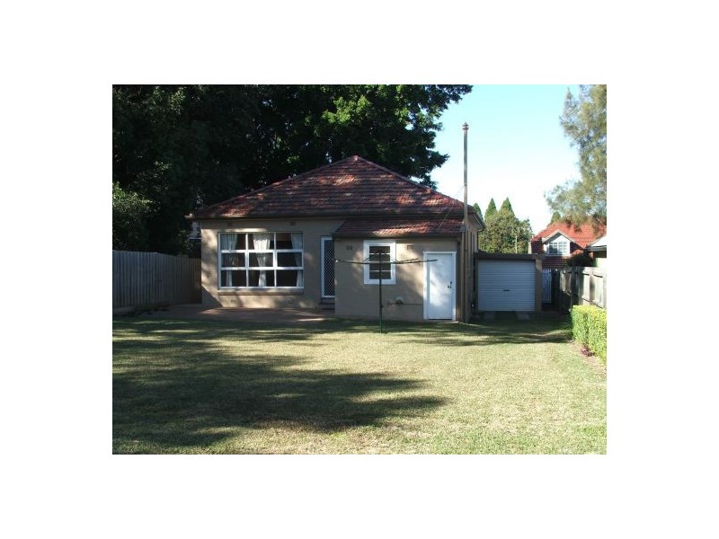 1 Currawang Street, Concord West NSW 2138