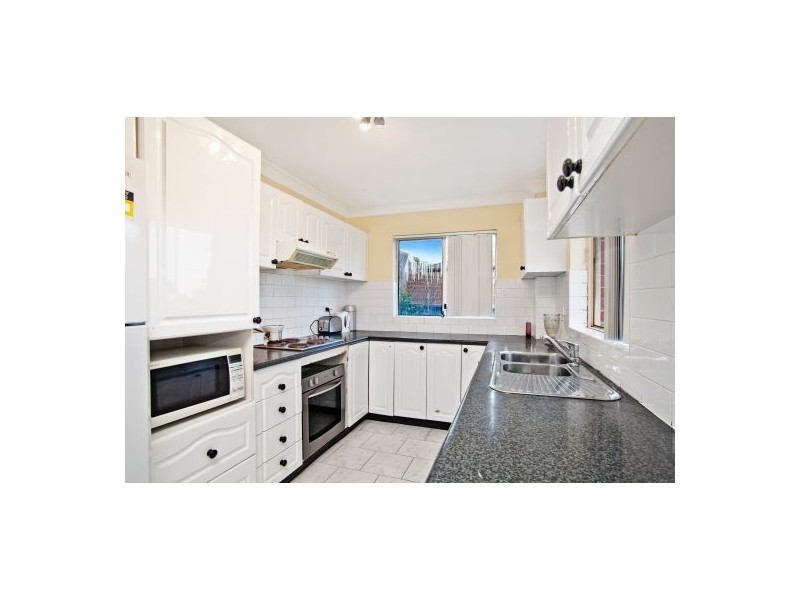 2/1-3 Carmen St (Near Brancourt Ave), Bankstown NSW 2200