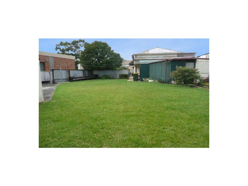 16 Bertram St, Mortlake NSW 2137