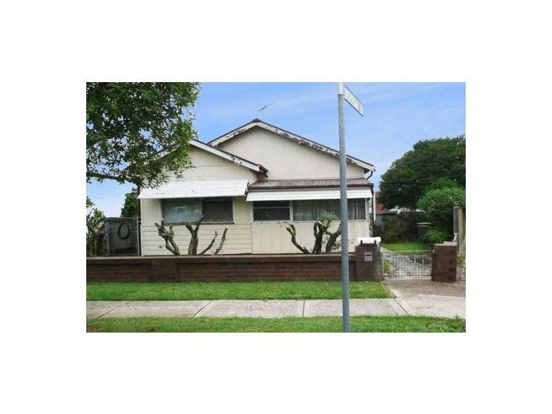 16 Bertram St, Mortlake NSW 2137