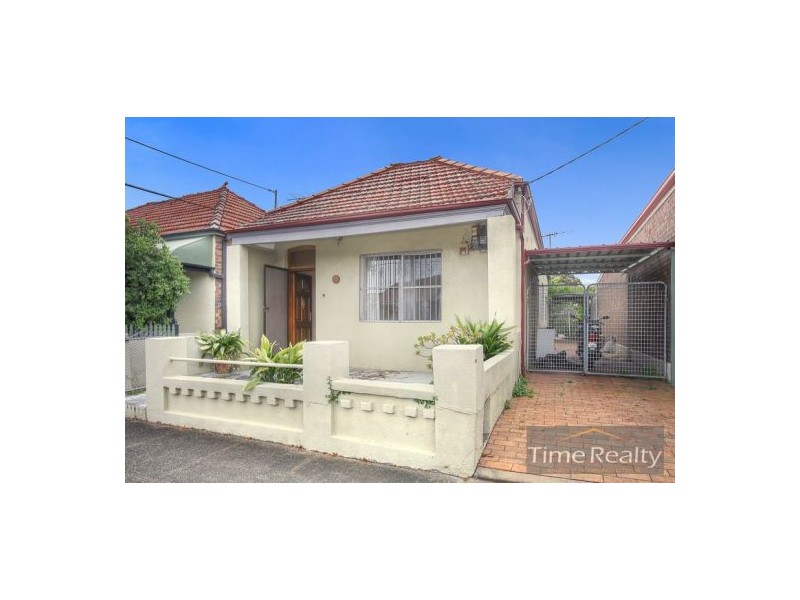 17 Petersham Rd, Marrickville NSW 2204