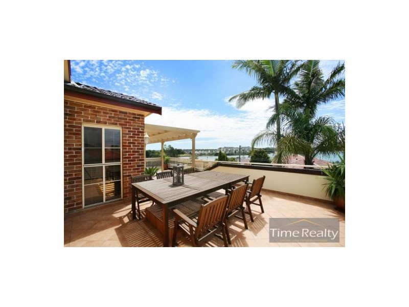 18 Sanders Pde, Concord NSW 2137