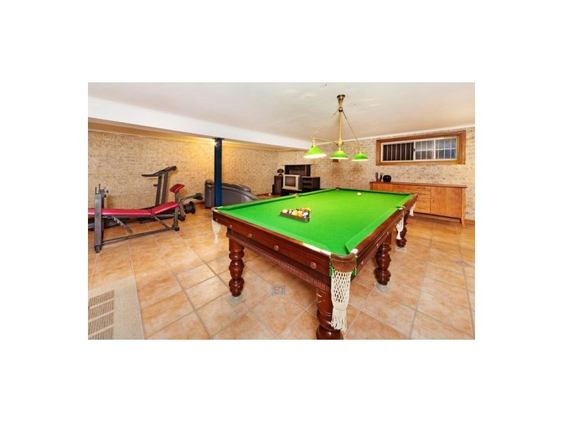 18 Sanders Pde, Concord NSW 2137