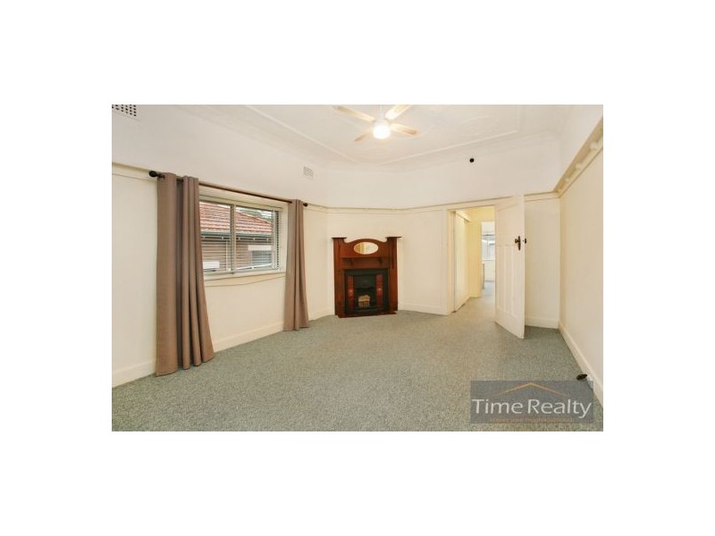 37 Melville St, Ashbury NSW 2193