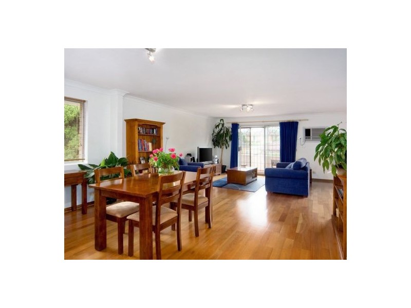 2/60 Kings Road, Five Dock NSW 2046