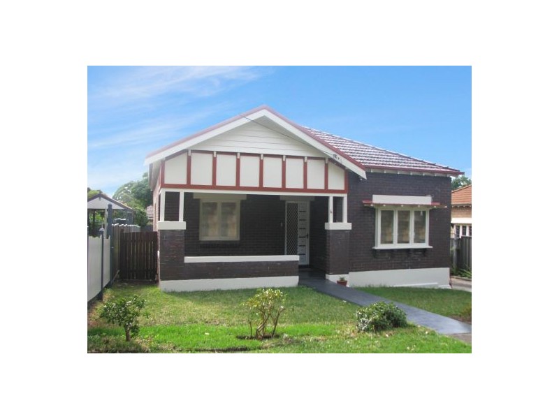 6 Acacia St, Belmore NSW 2192