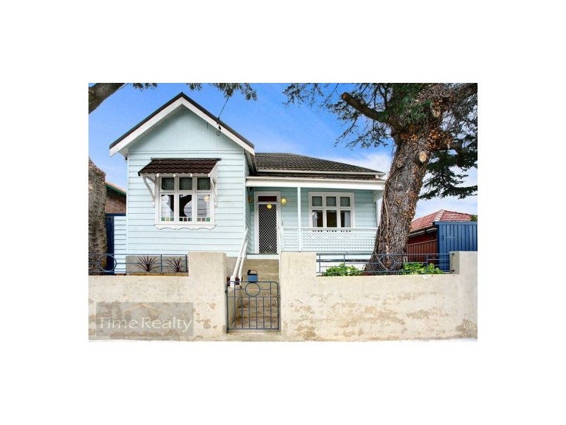 129 Hampden Rd, Russell Lea NSW 2046