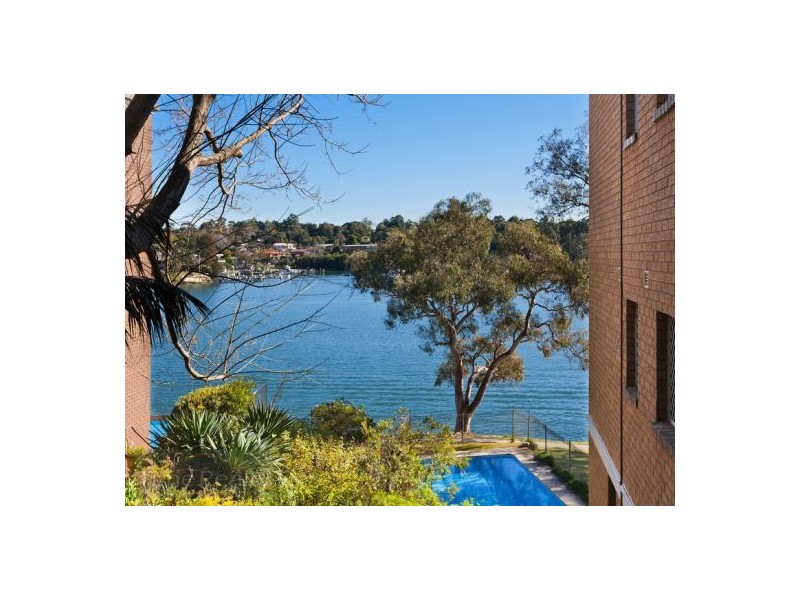 2/13 Bortfield Drv, Chiswick NSW 2046