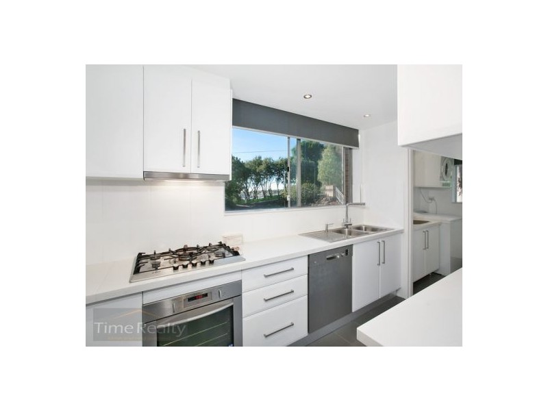 2/13 Bortfield Drv, Chiswick NSW 2046
