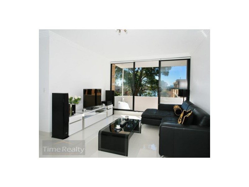 25/5-9 Bay Rd, Russell Lea NSW 2046