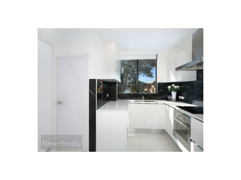 25/5-9 Bay Rd, Russell Lea NSW 2046