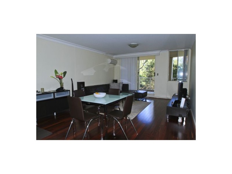 109/6 Wentworth Drv, Liberty Grove NSW 2138