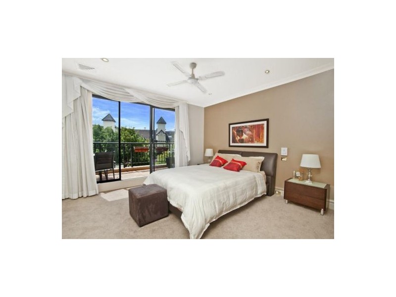 6/164b Burwood Rd, Concord NSW 2137