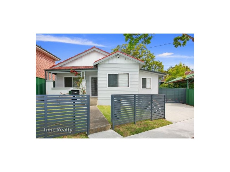 8 Eddystone Rd, Bexley NSW 2207
