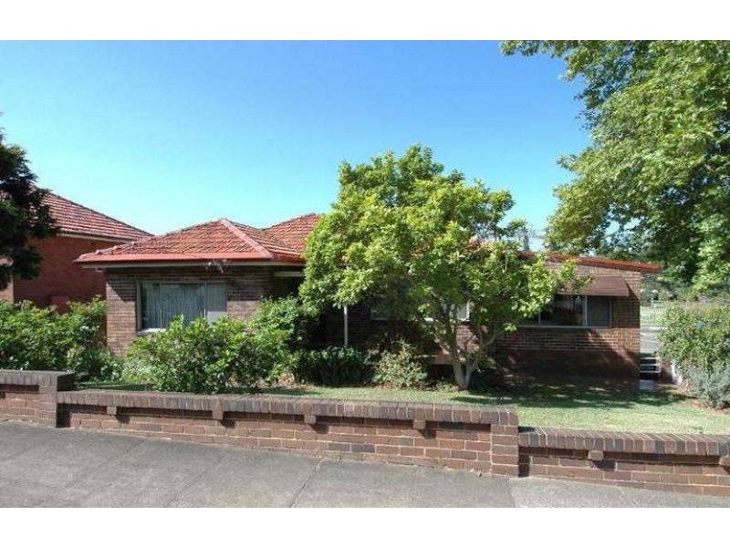 2 Bay Road, Russell Lea NSW 2046