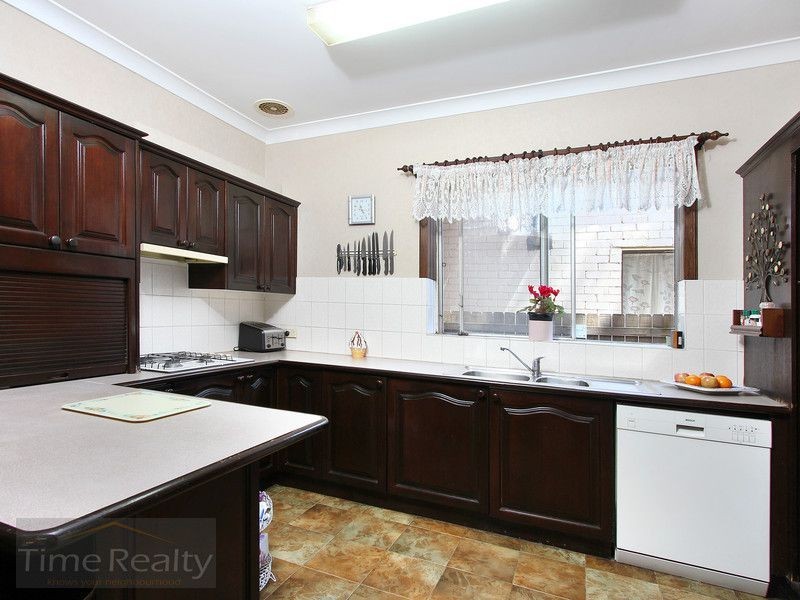25 La Mascotte  Ave, Concord NSW 2137