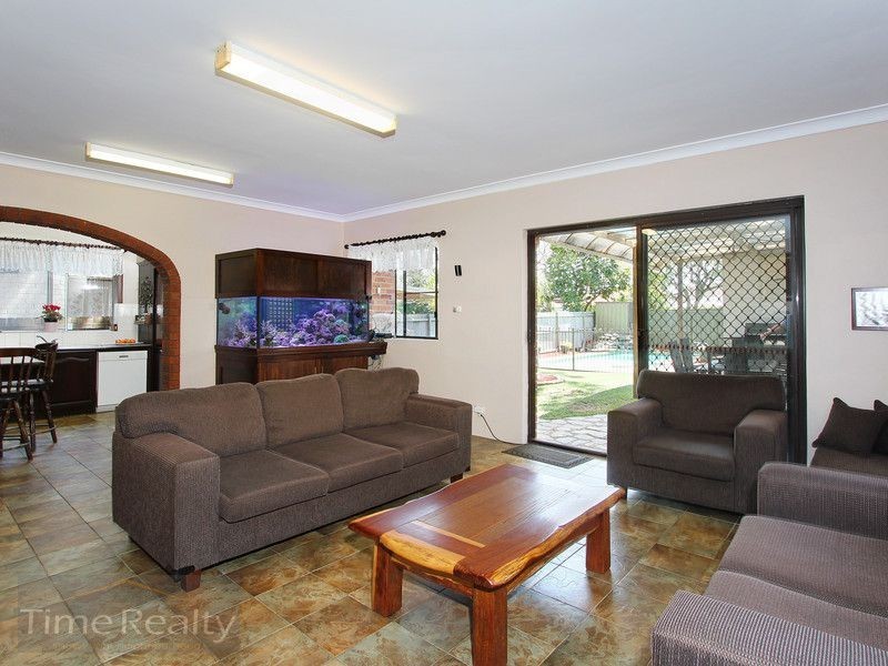 25 La Mascotte  Ave, Concord NSW 2137