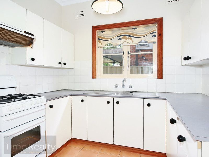 21a Fitzroy St, Abbotsford NSW 2046