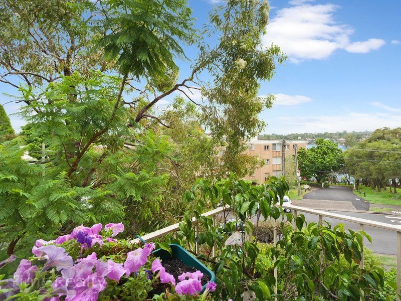 11/10 Bortfield Drv, Chiswick NSW 2046