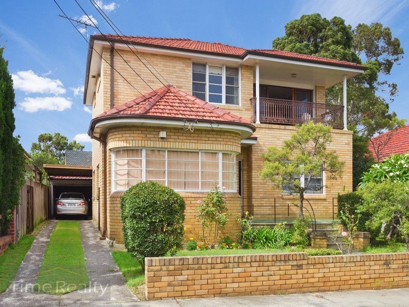 7 Gartfern Ave, Wareemba NSW 2046