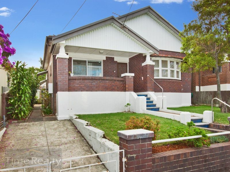 14 Seabrook Ave, Russell Lea NSW 2046
