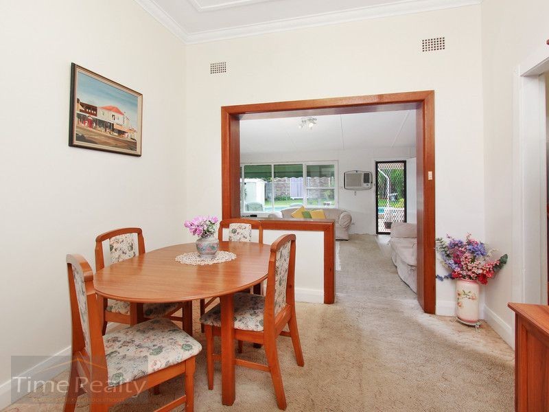 14 Seabrook Ave, Russell Lea NSW 2046