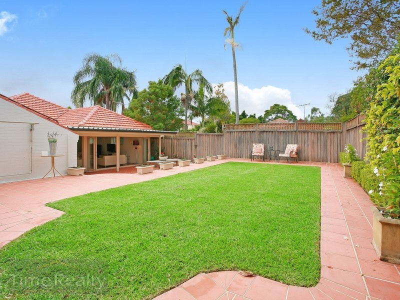 2 Bishop Street, Cabarita NSW 2137