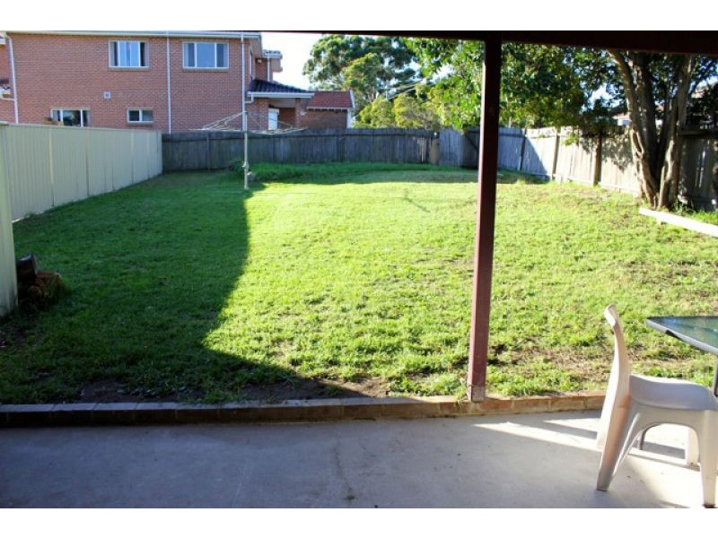 32 Violet Street, Croydon Park NSW 2133