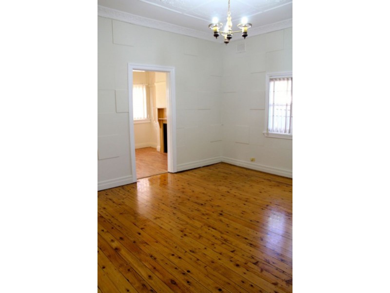 32 Violet Street, Croydon Park NSW 2133