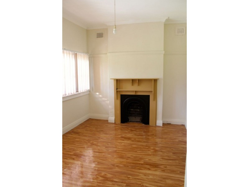 32 Violet Street, Croydon Park NSW 2133