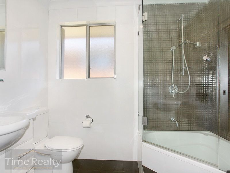 7 Lloyd St, Greystanes NSW 2145