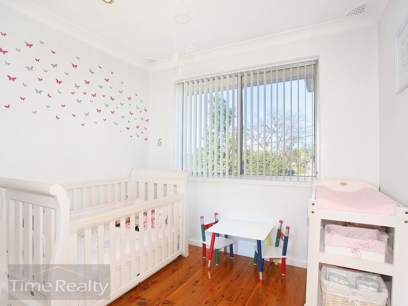 7 Lloyd St, Greystanes NSW 2145