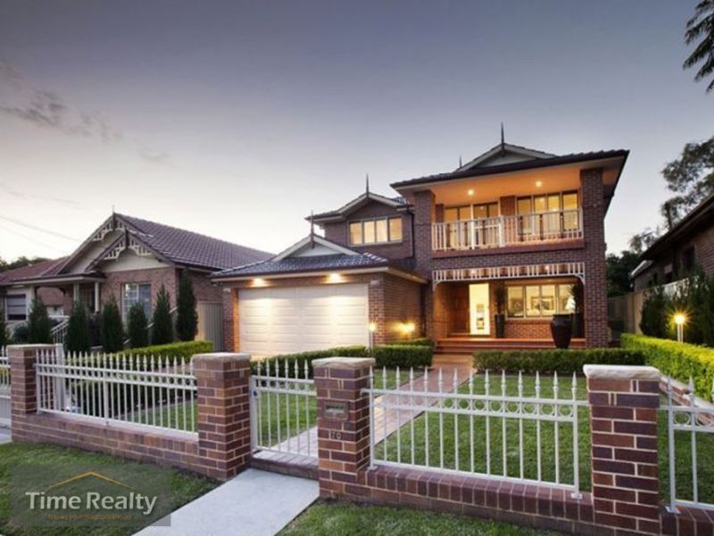 70 Cabarita Road, Concord NSW 2137