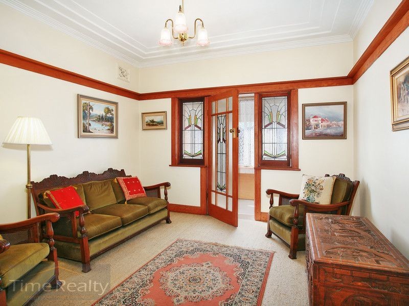 11 Arlington St, Five Dock NSW 2046