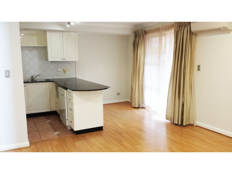 11/2 Barnstaple Lane, Five Dock NSW 2046