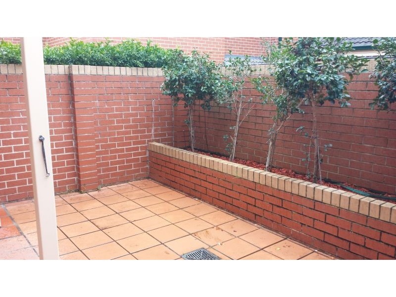 11/2 Barnstaple Lane, Five Dock NSW 2046