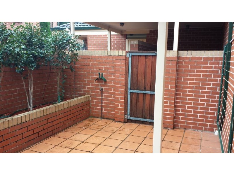 11/2 Barnstaple Lane, Five Dock NSW 2046