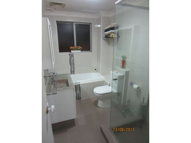 2/137 Regatta Rd, Canada Bay NSW 2046