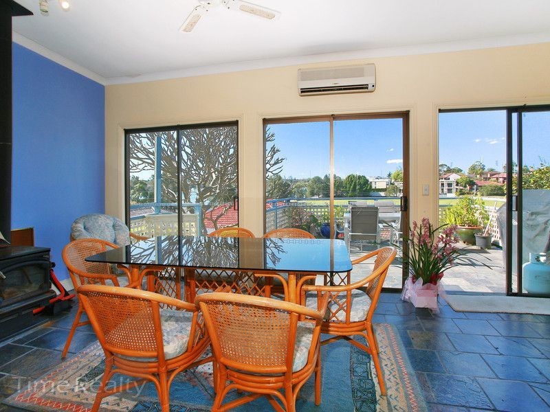 10 Bay Rd, Russell Lea NSW 2046