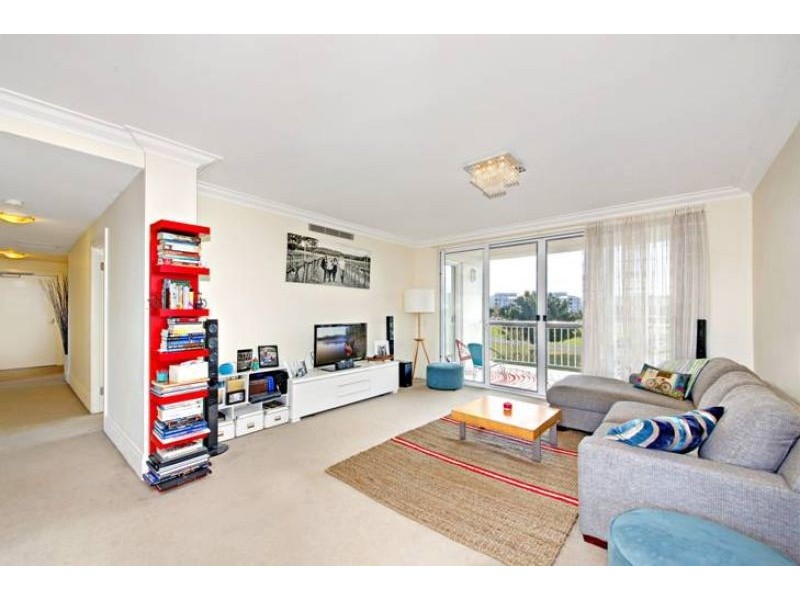 403/8 Village Drive, Breakfast Point NSW 2137