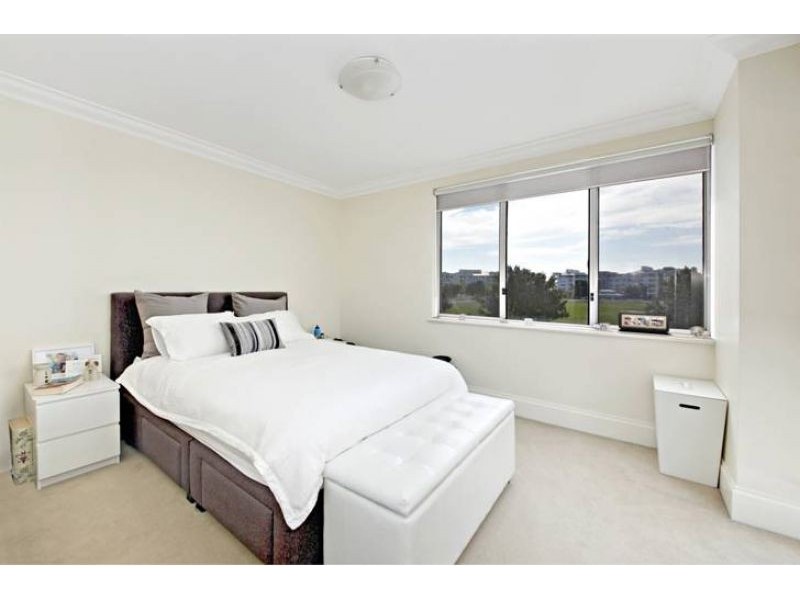 403/8 Village Drive, Breakfast Point NSW 2137