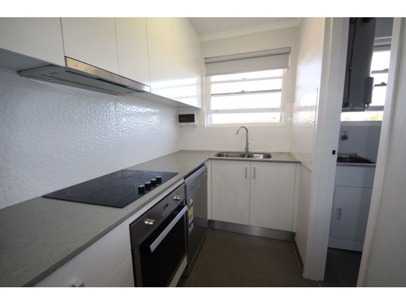 12/15 St Albans Road, Kingsgrove NSW 2208