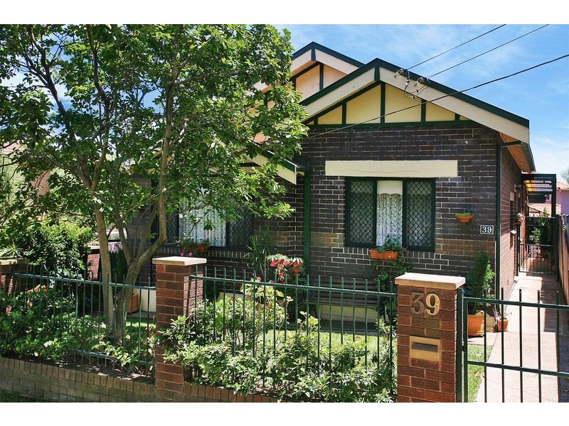 39 Carrington Street, North Strathfield NSW 2137