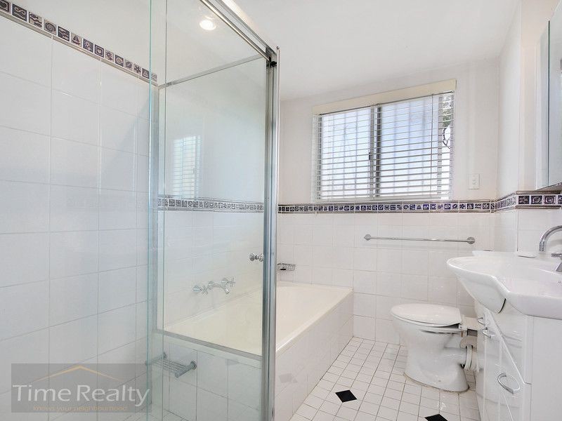 2/54 St Albans St, Abbotsford NSW 2046