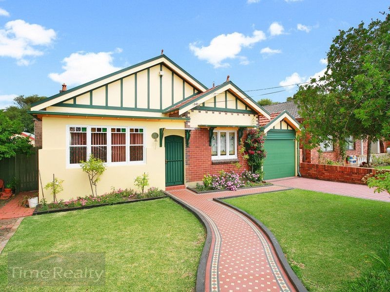 21 Mooculta St, Russell Lea NSW 2046